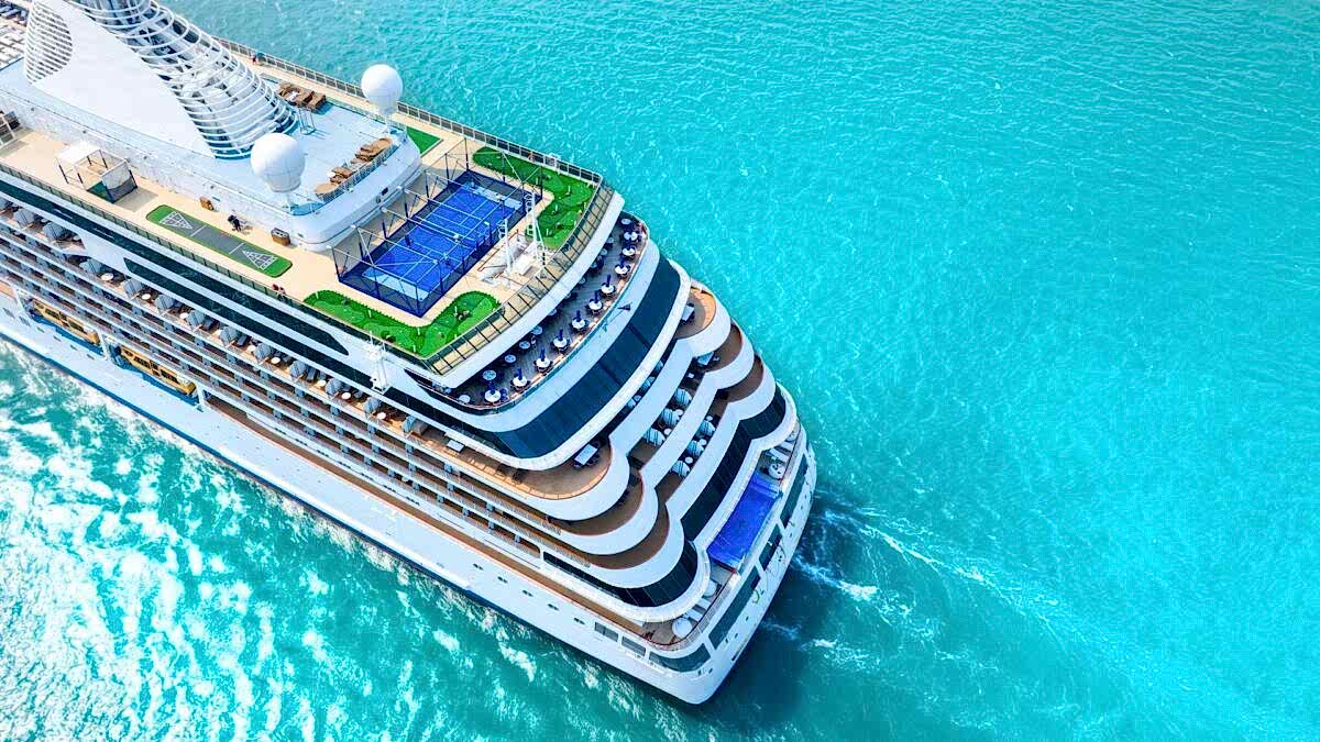 Why Do People Choose Cruise Holidays